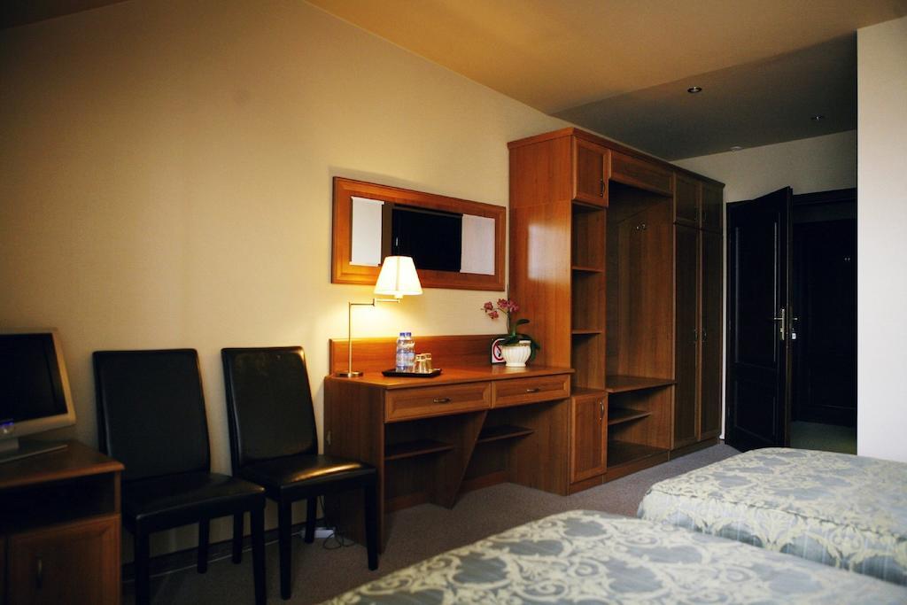 Hotel Zorza Namysłów Kamer foto
